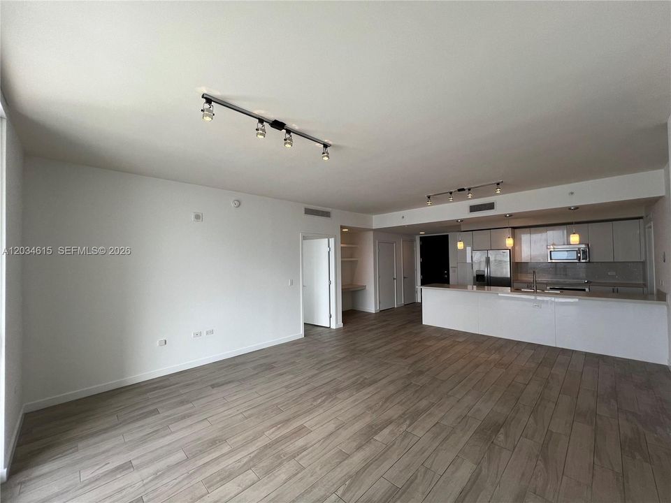 En Venta: $740,000 (2 camas, 2 baños, 1274 Pies cuadrados)