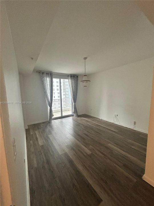 For Rent: $4,700 (2 beds, 2 baths, 1303 Square Feet)