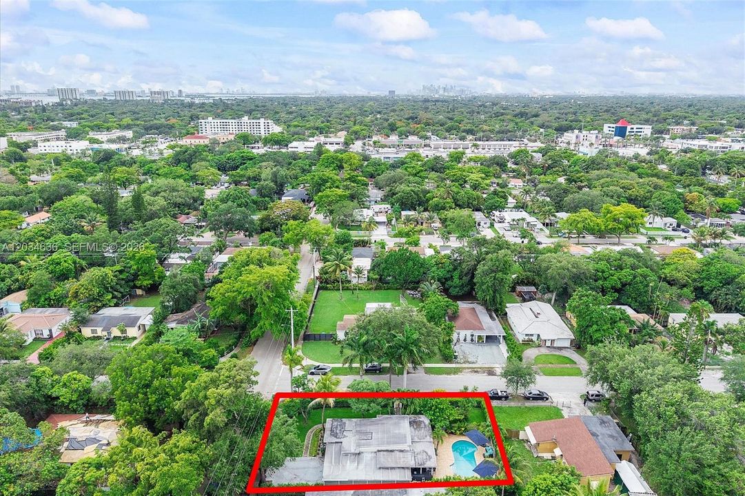 For Sale: $675,000 (3 beds, 1 baths, 1245 Square Feet)