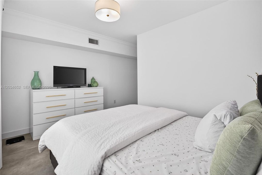 En Venta: $1,300,000 (5 camas, 5 baños, 3678 Pies cuadrados)
