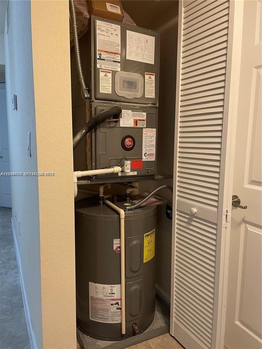 For Rent: $1,875 (2 beds, 2 baths, 817 Square Feet)