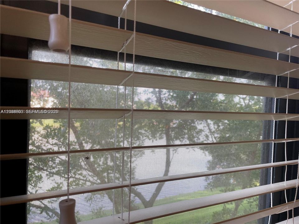 For Rent: $1,875 (2 beds, 2 baths, 817 Square Feet)