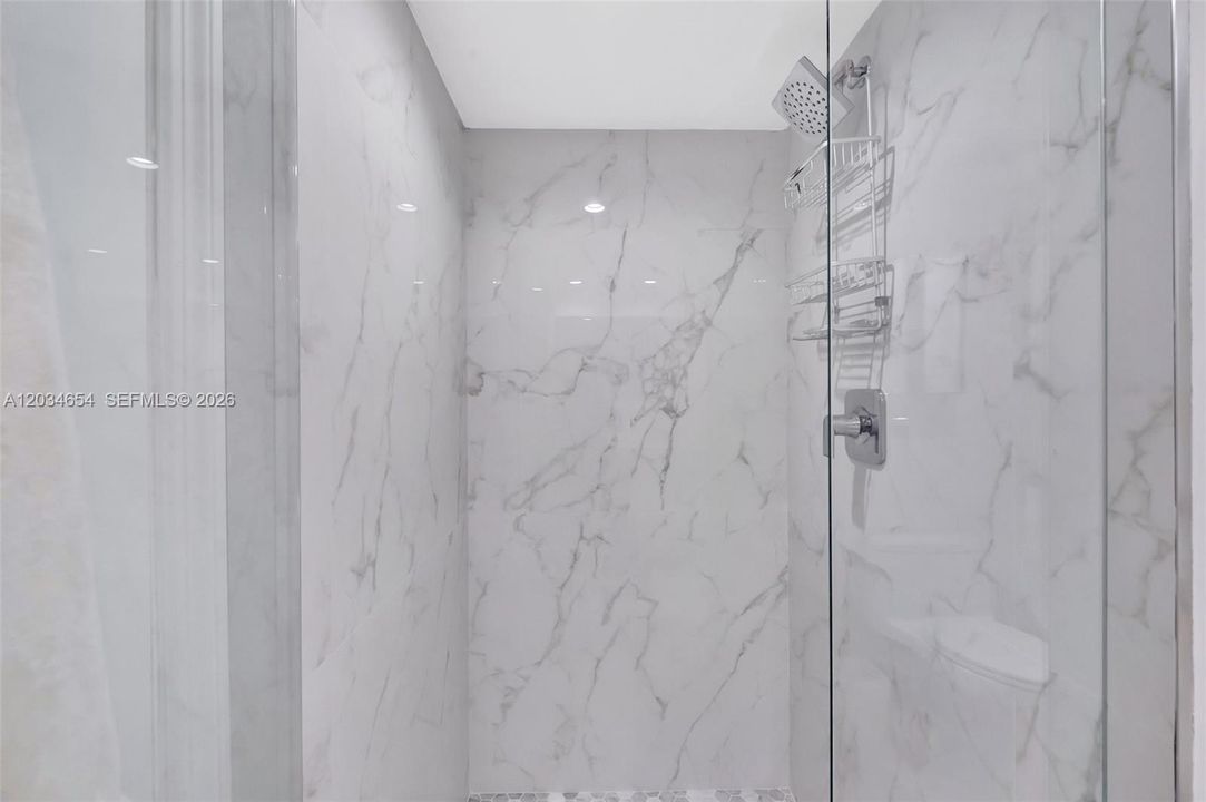 En Renta: $7,950 (2 camas, 2 baños, 1642 Pies cuadrados)