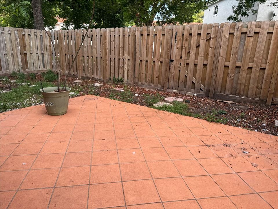 En Renta: $3,100 (3 camas, 2 baños, 1558 Pies cuadrados)
