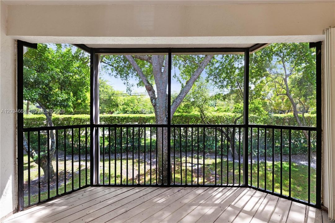 For Rent: $2,700 (2 beds, 2 baths, 1257 Square Feet)