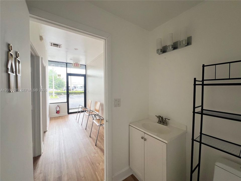 For Rent: $1,950 (0 beds, 0 baths, 0 Square Feet)