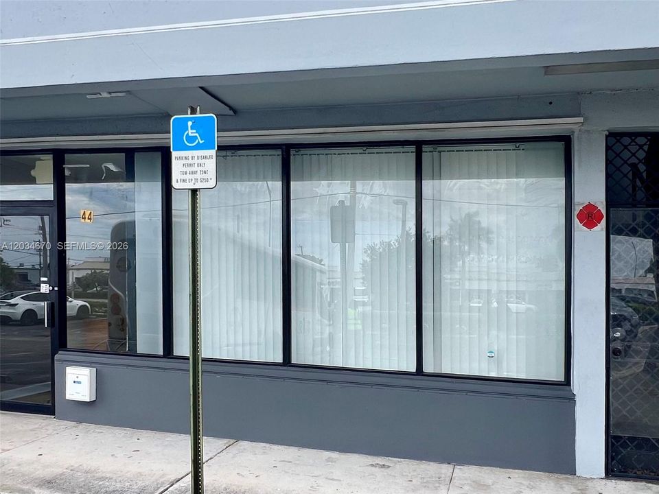 For Rent: $1,950 (0 beds, 0 baths, 0 Square Feet)