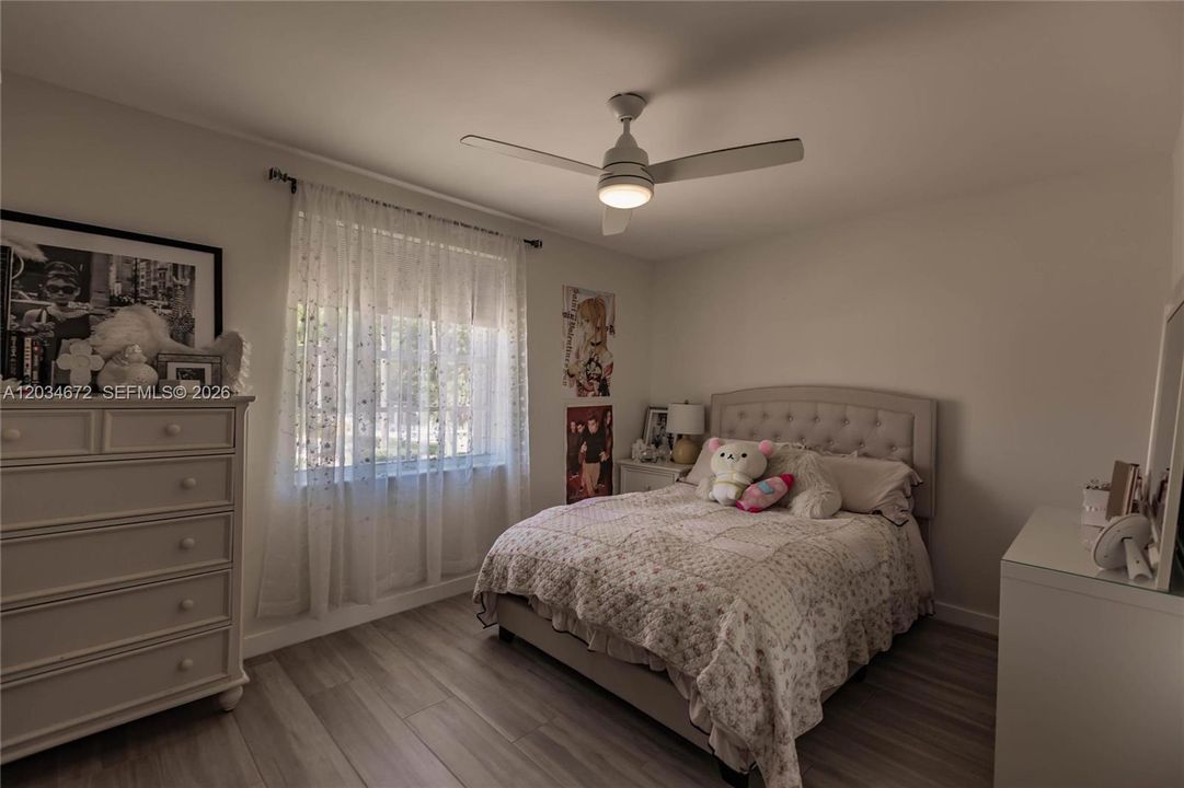 For Sale: $850,000 (4 beds, 2 baths, 2078 Square Feet)