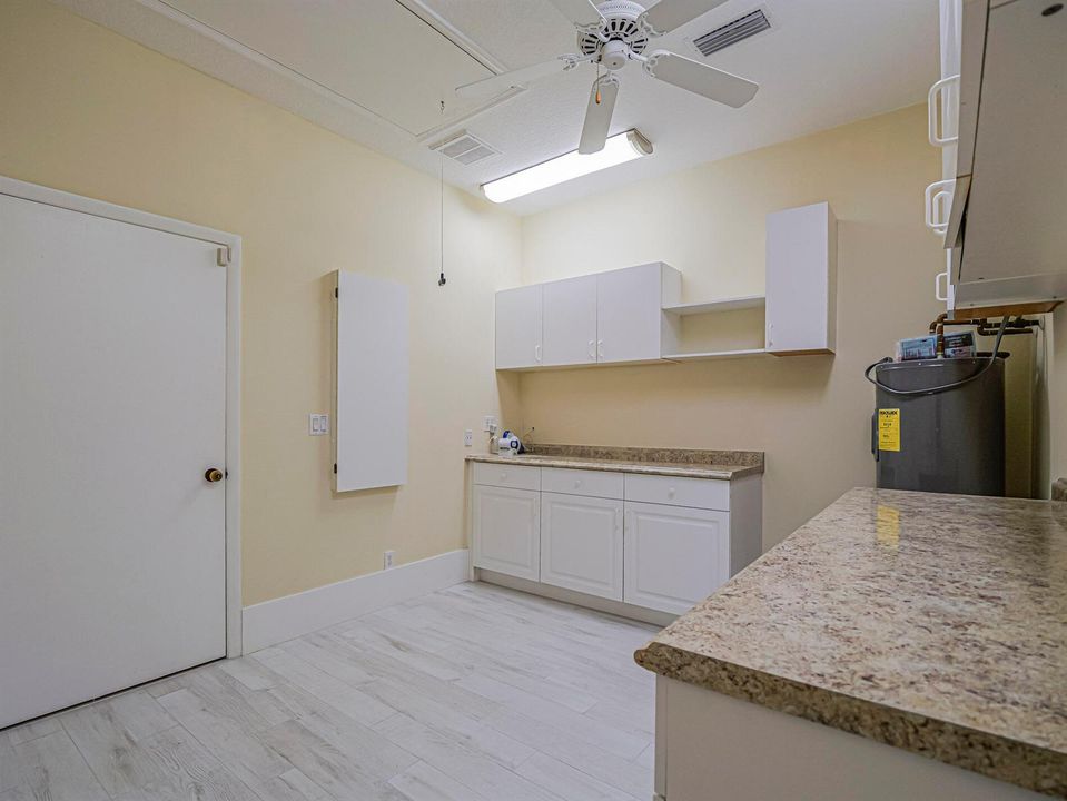 Utility/Craft Room