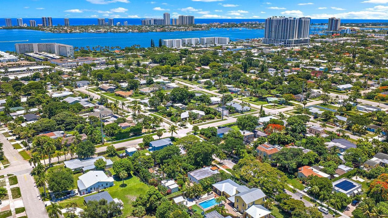 315 Hawthorne Dr-33