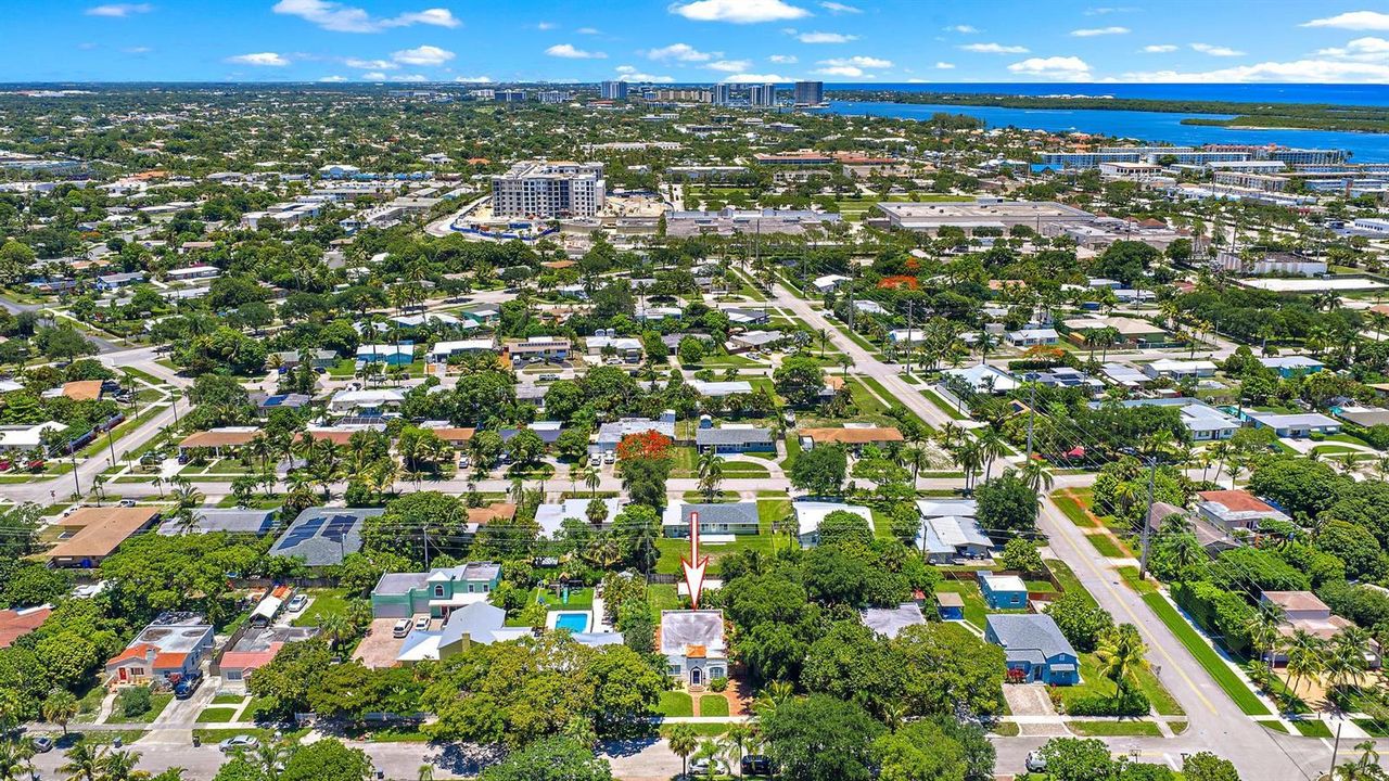 315 Hawthorne Dr-28