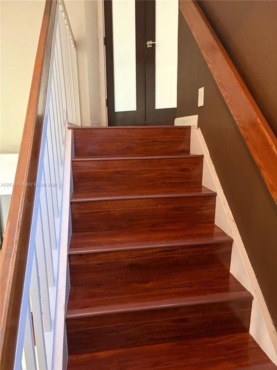For Rent: $2,400 (2 beds, 2 baths, 1312 Square Feet)