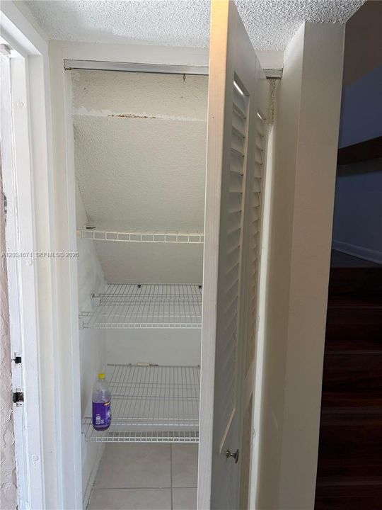 For Rent: $2,400 (2 beds, 2 baths, 1312 Square Feet)