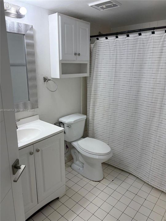 For Rent: $2,400 (2 beds, 2 baths, 1312 Square Feet)