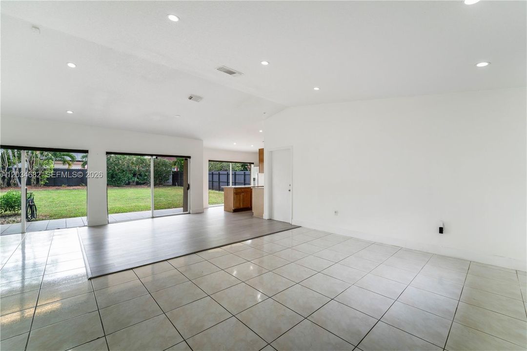 For Sale: $625,000 (4 beds, 2 baths, 1627 Square Feet)
