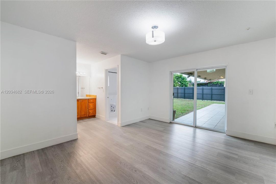 For Sale: $625,000 (4 beds, 2 baths, 1627 Square Feet)