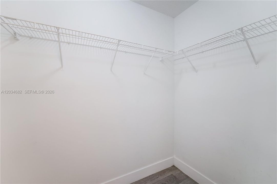 For Sale: $625,000 (4 beds, 2 baths, 1627 Square Feet)