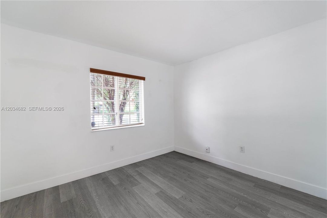 For Sale: $625,000 (4 beds, 2 baths, 1627 Square Feet)