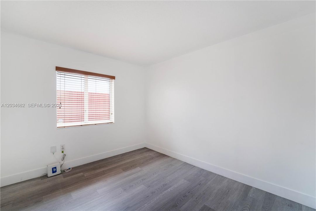 For Sale: $625,000 (4 beds, 2 baths, 1627 Square Feet)