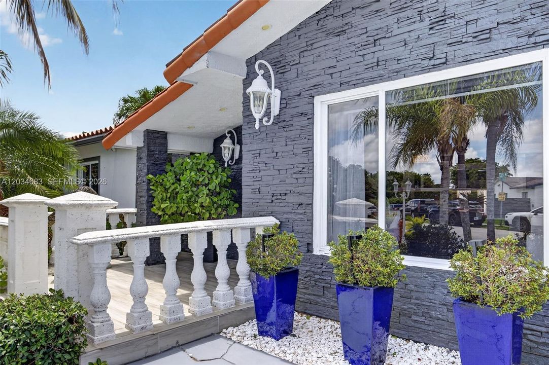 На продажу: $999,000 (4 спален, 3 ванн, 3333 Квадратных фут)