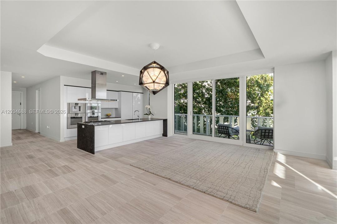 For Sale: $2,799,000 (2 beds, 2 baths, 1826 Square Feet)