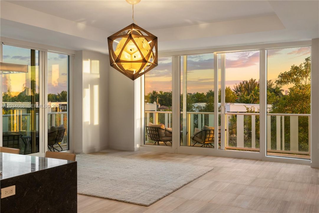For Sale: $2,799,000 (2 beds, 2 baths, 1826 Square Feet)