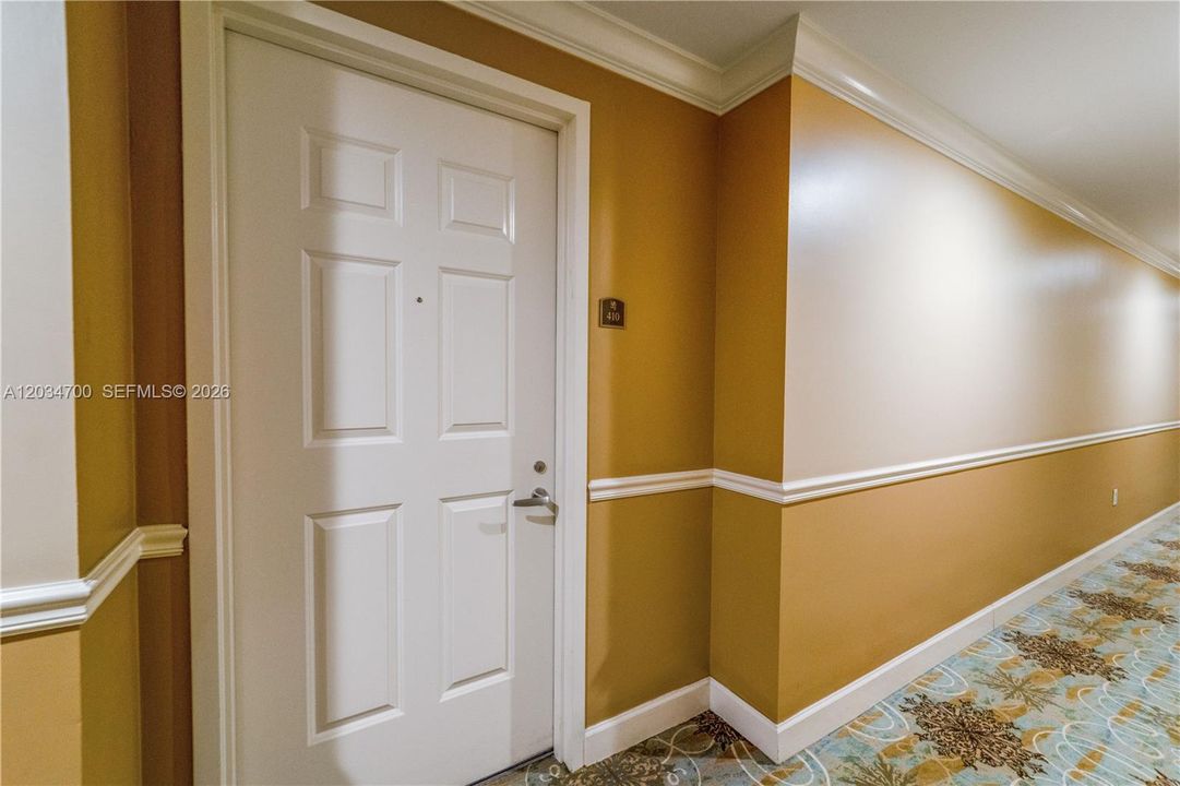 En Venta: $549,999 (1 camas, 1 baños, 929 Pies cuadrados)