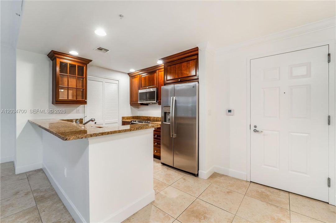 En Venta: $549,999 (1 camas, 1 baños, 929 Pies cuadrados)