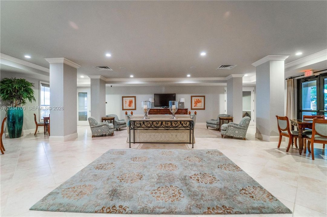 En Venta: $549,999 (1 camas, 1 baños, 929 Pies cuadrados)