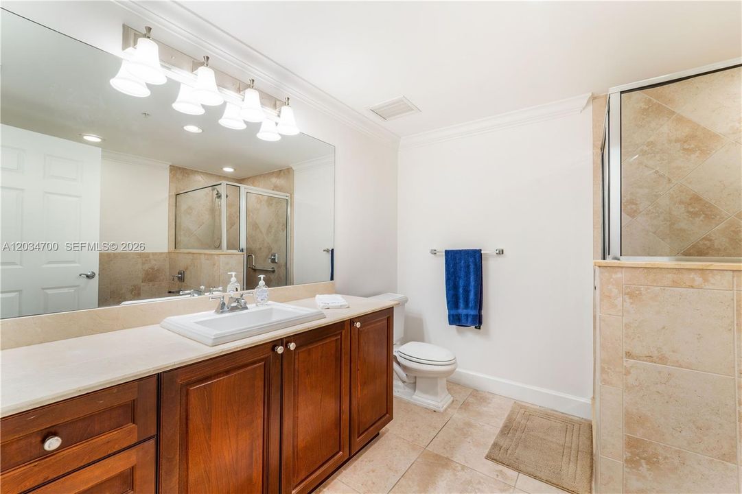 En Venta: $549,999 (1 camas, 1 baños, 929 Pies cuadrados)
