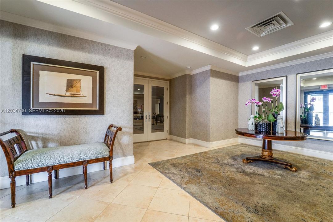 En Venta: $549,999 (1 camas, 1 baños, 929 Pies cuadrados)