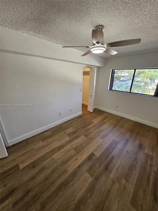 For Rent: $2,275 (2 beds, 2 baths, 921 Square Feet)