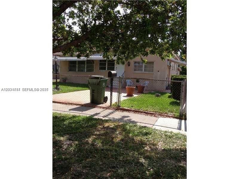 For Sale: $657,000 (2 beds, 1 baths, 1402 Square Feet)