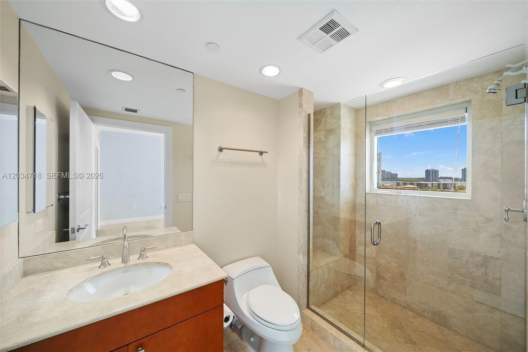For Sale: $2,695,000 (3 beds, 3 baths, 2840 Square Feet)