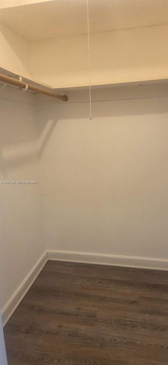 walking closet