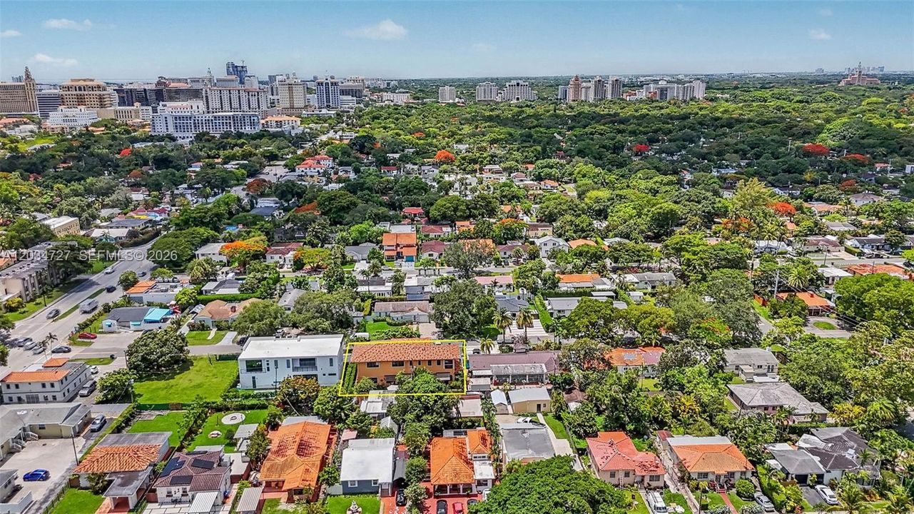 For Sale: $2,599,000 (4 beds, 4 baths, 3736 Square Feet)
