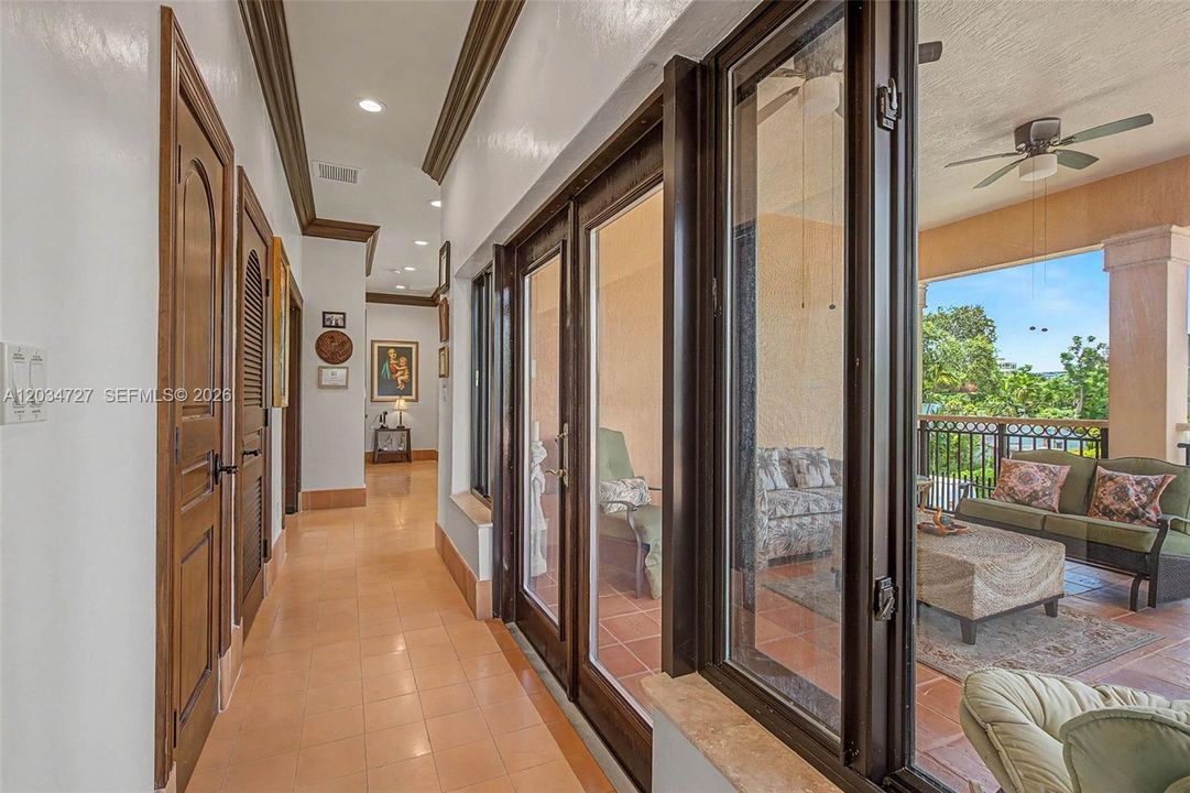 For Sale: $2,599,000 (4 beds, 4 baths, 3736 Square Feet)