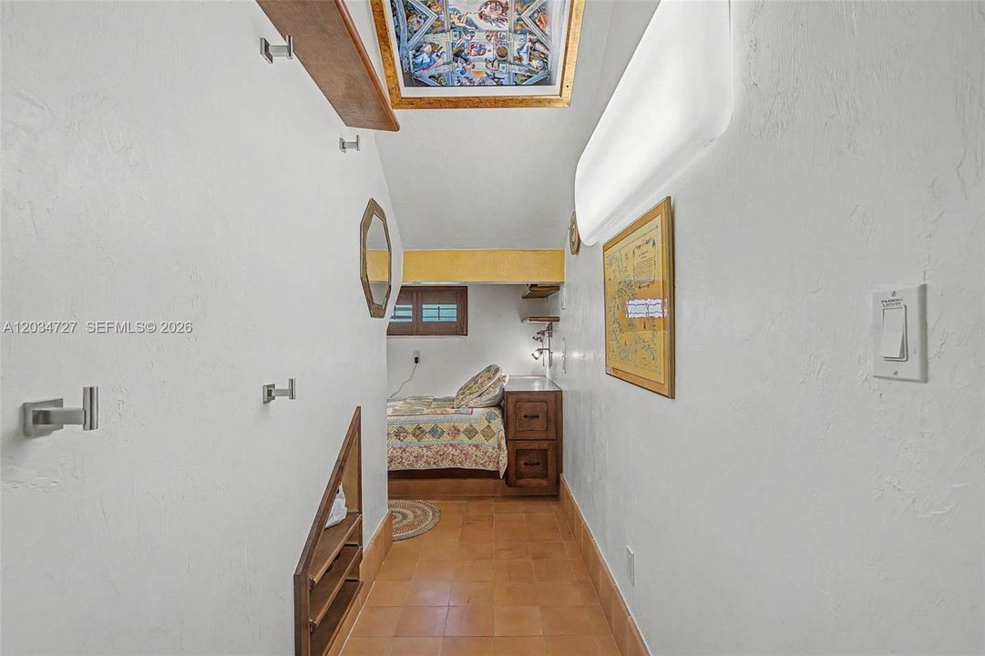 For Sale: $2,599,000 (4 beds, 4 baths, 3736 Square Feet)