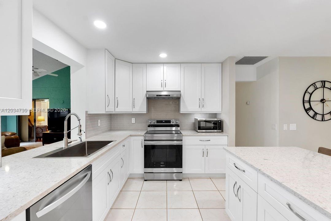 For Sale: $715,000 (3 beds, 2 baths, 2128 Square Feet)
