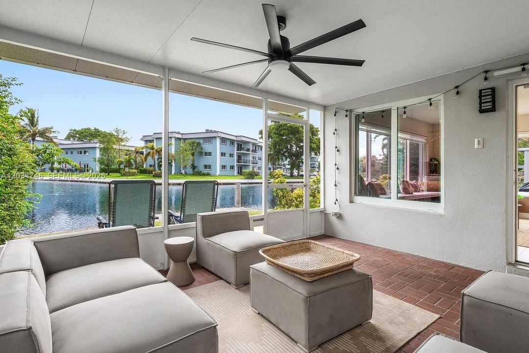 For Sale: $874,900 (3 beds, 2 baths, 1464 Square Feet)