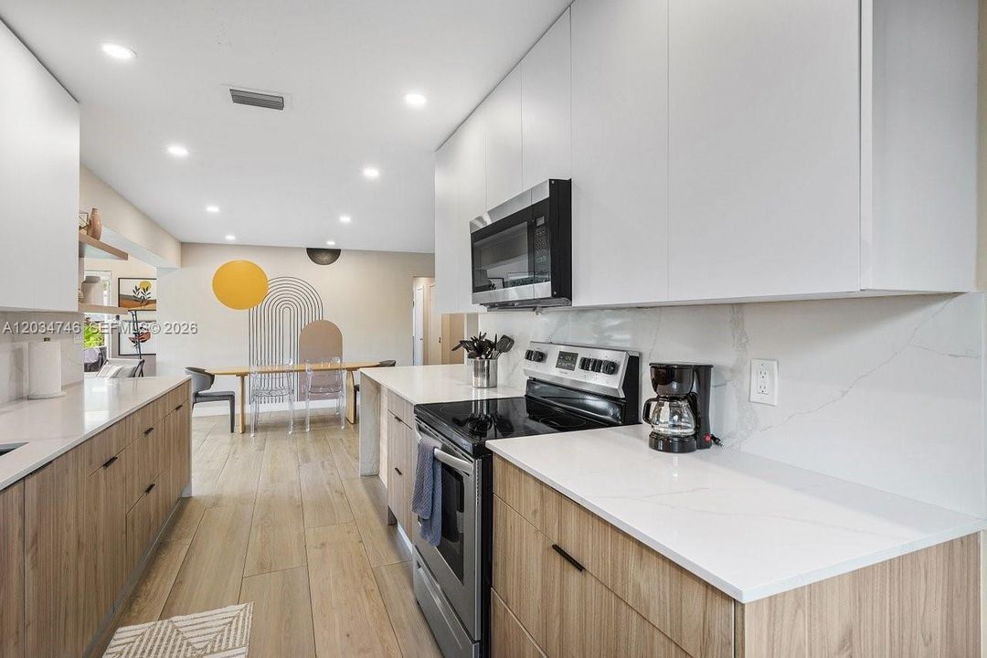 For Sale: $874,900 (3 beds, 2 baths, 1464 Square Feet)