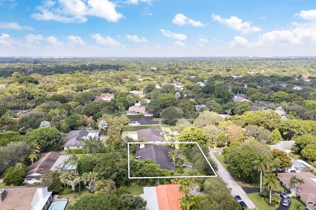 For Sale: $3,599,000 (4 beds, 3 baths, 4638 Square Feet)