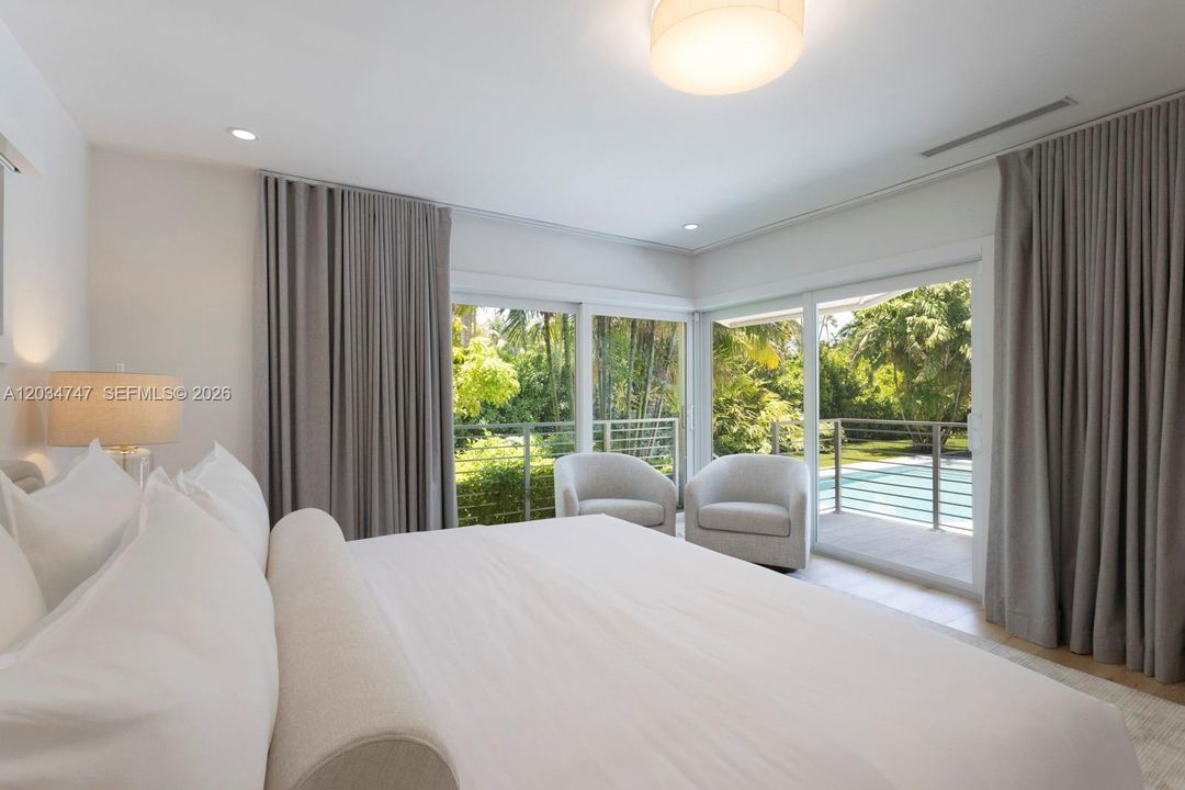 For Sale: $3,599,000 (4 beds, 3 baths, 4638 Square Feet)