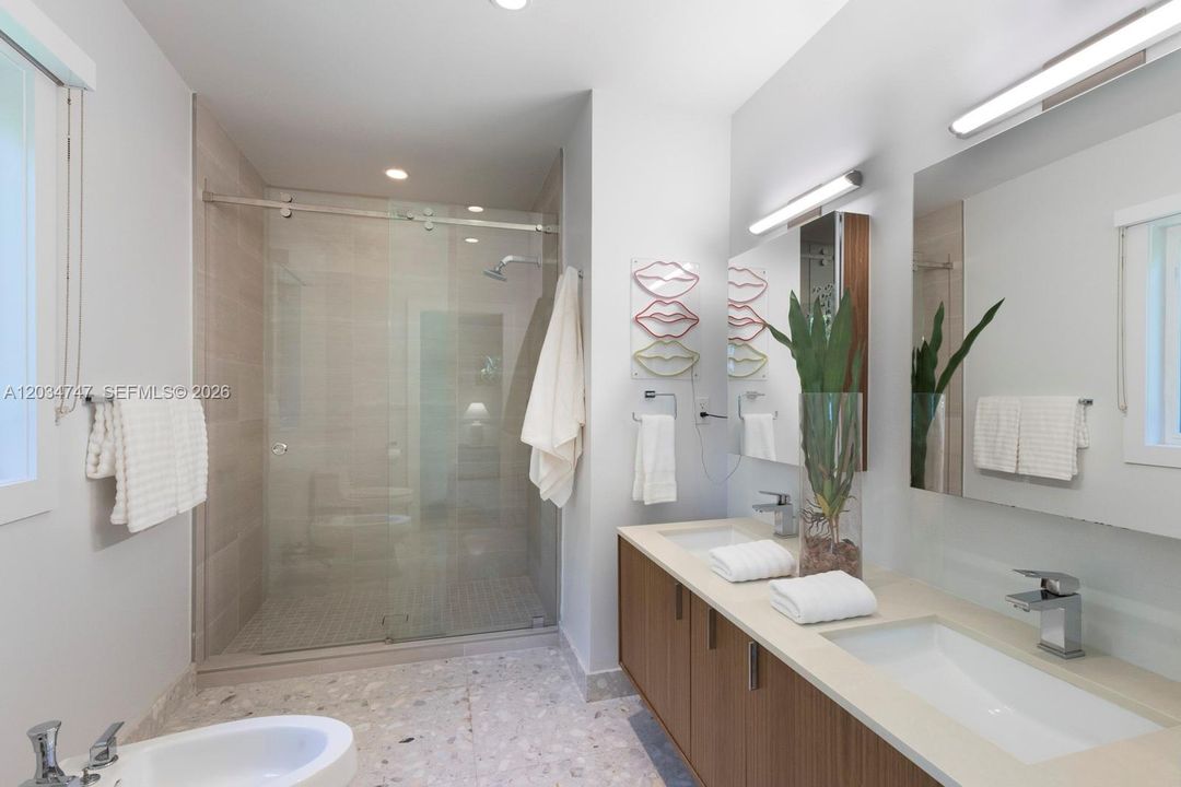 For Sale: $3,599,000 (4 beds, 3 baths, 4638 Square Feet)