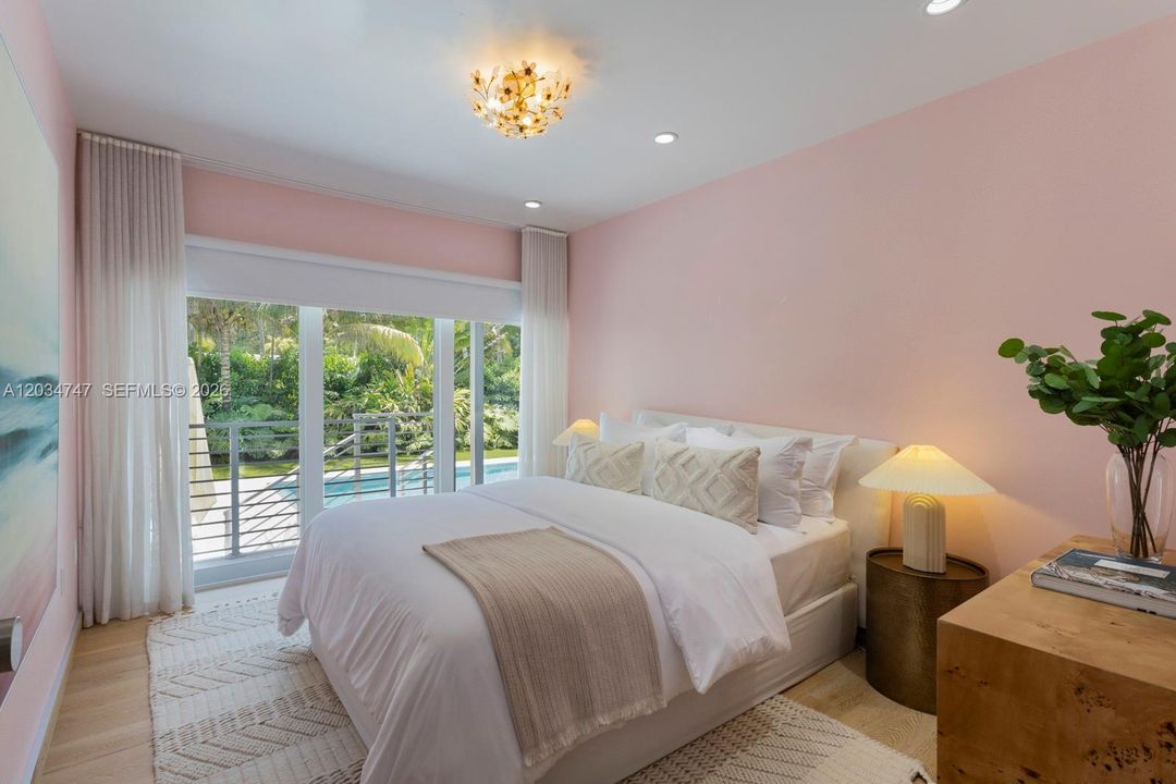 For Sale: $3,599,000 (4 beds, 3 baths, 4638 Square Feet)