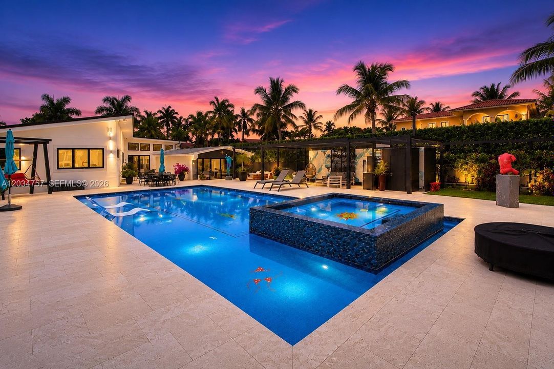 En Venta: $1,700,000 (5 camas, 3 baños, 2562 Pies cuadrados)