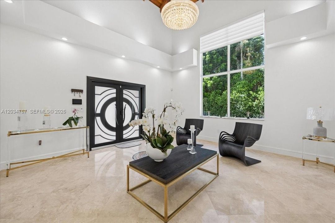 For Sale: $2,892,000 (5 beds, 6 baths, 3937 Square Feet)