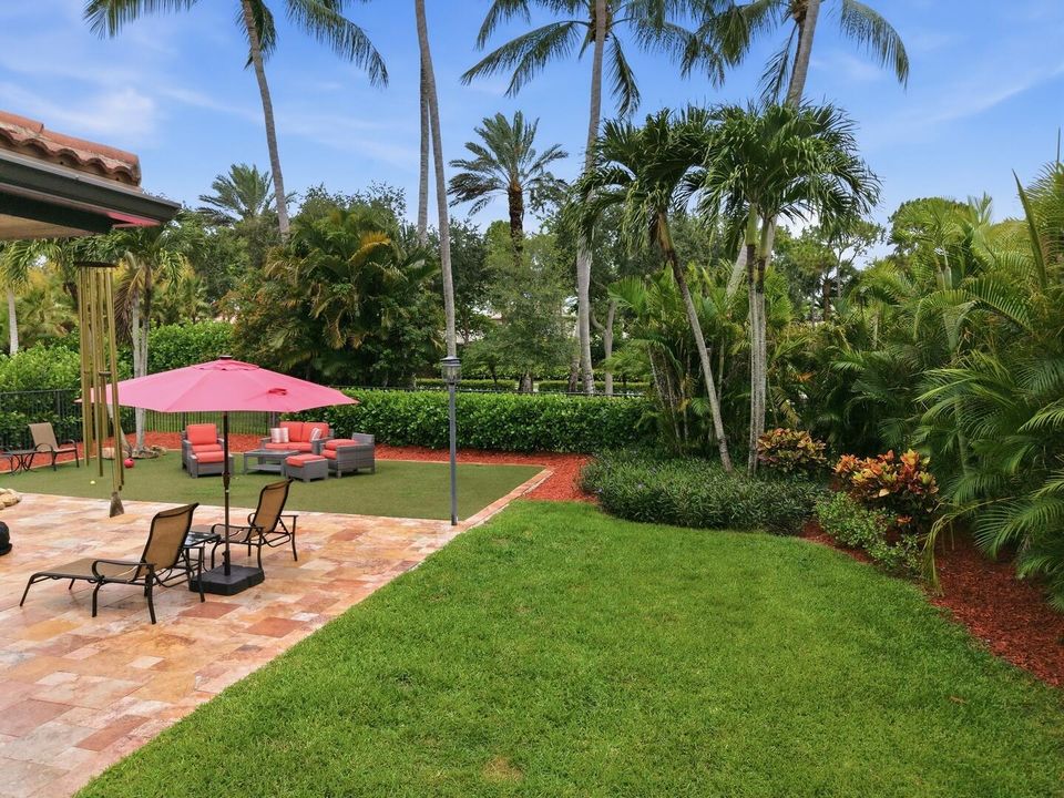 Tropical Landscaping