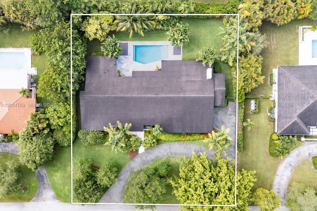 For Rent: $24,000 (4 beds, 3 baths, 4638 Square Feet)