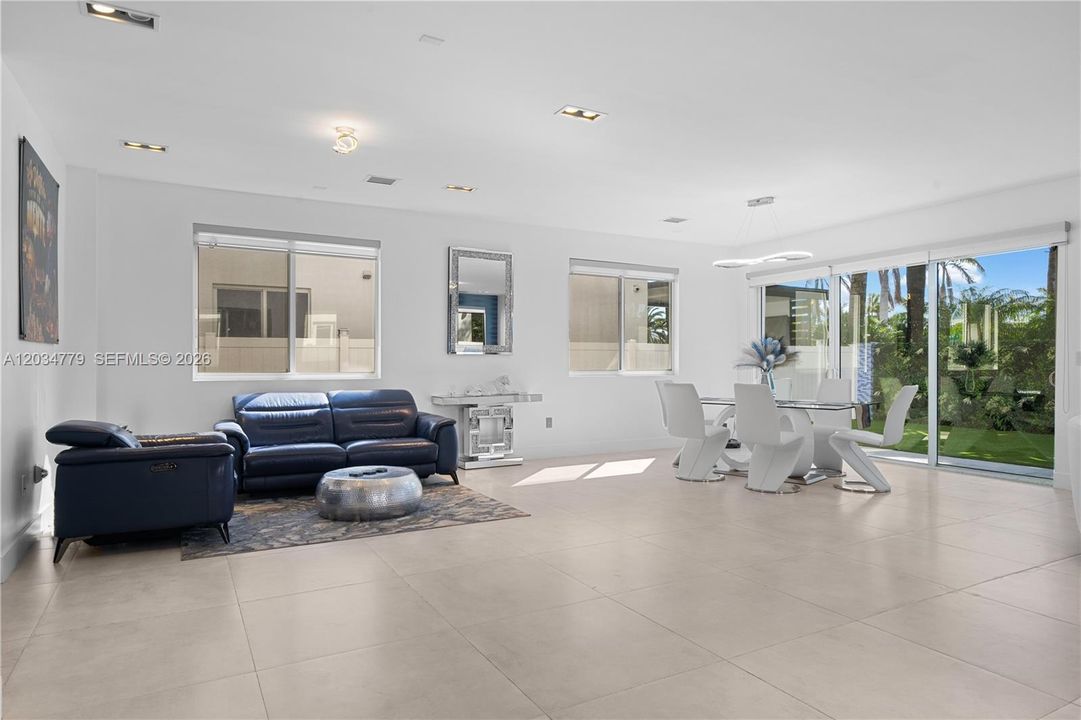 待售: $1,399,999 (4 贝兹, 4 浴室, 3030 平方英尺)